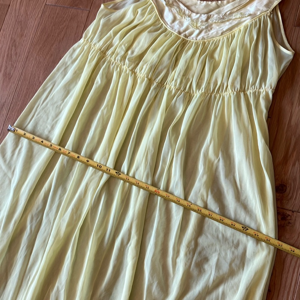 Vintage Elegant yellow sheer Chemise - Picture 6 of 8